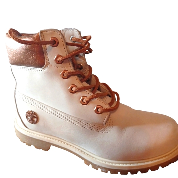 Timberland women size 8 - Picture 8 of 9